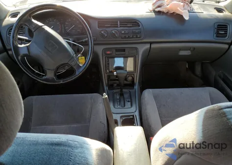 1995 Honda Accord Ex from USA, damaged, VIN JHMCD5667SC018988